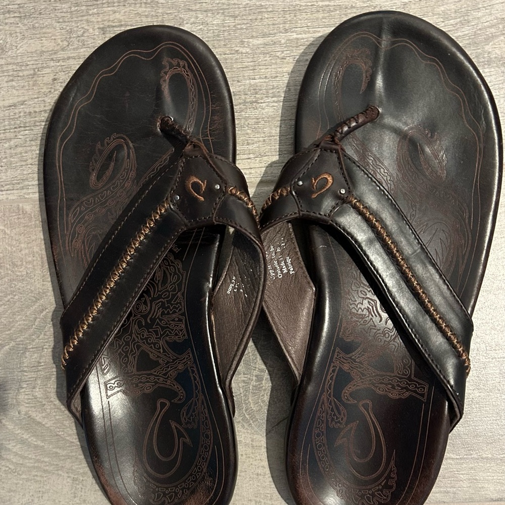 Men's Brown Leather OluKai Sandals Flip Flops PLEASE READ - Picture 3 of 4